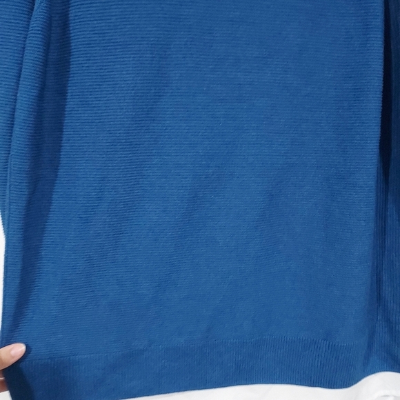 Hilary Radley Blue Crew Neckline Long Sleeve Sweater in Size XL - Picture 8 of 14